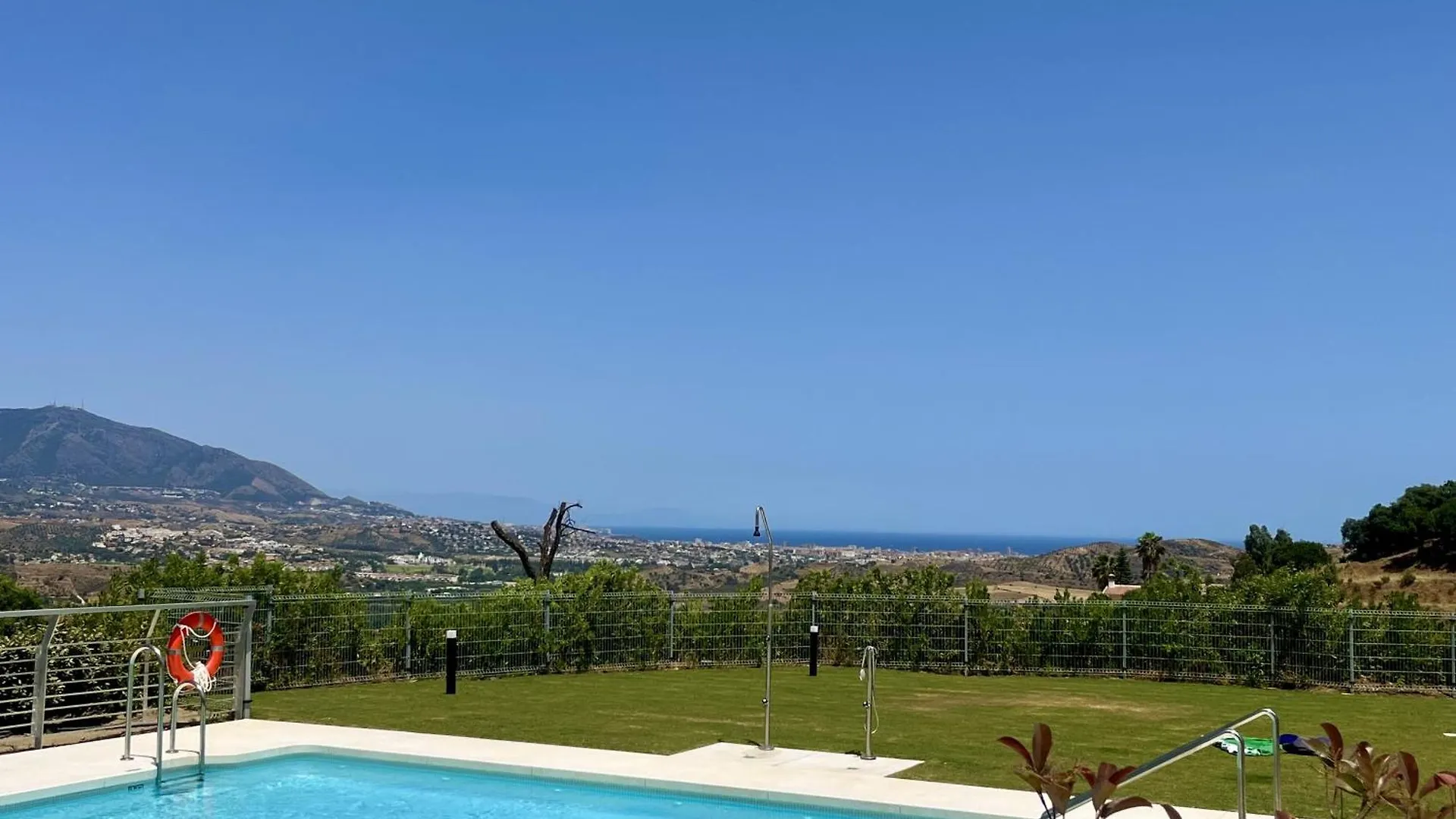 Vivi Homes - Lila Pool, Terrace, Garden & Golf La Cala De Mijas Spain